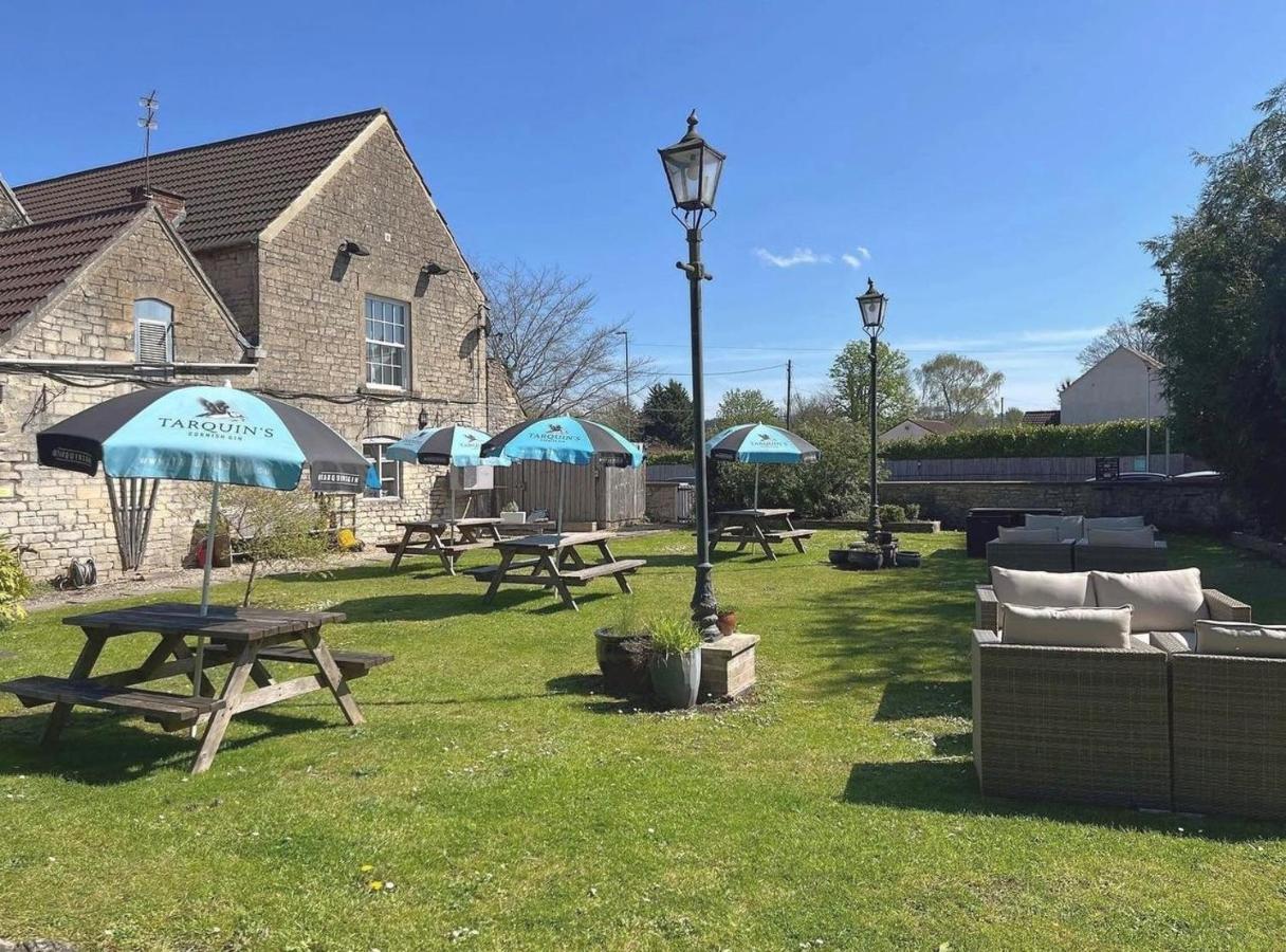 Hotel The Bell At Old Sodbury Chipping Sodbury Exterior foto